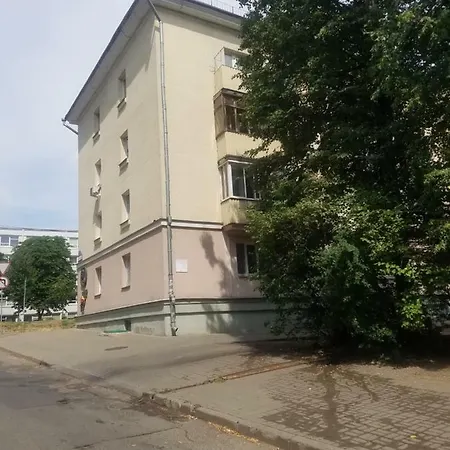 Уютная Квартира В Центре Минска Апартаменти Мінськ
